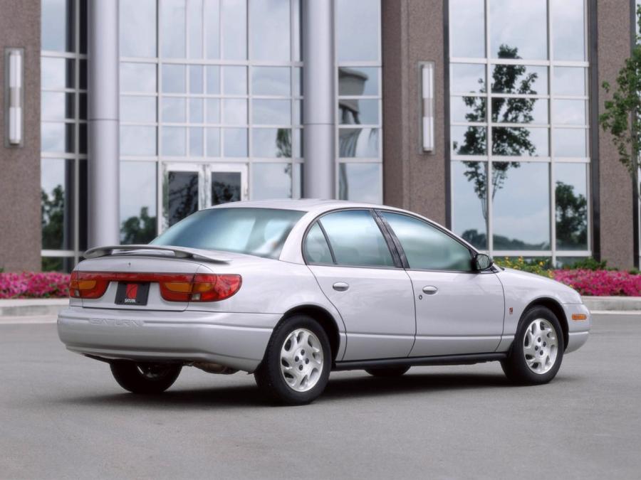  Saturn SL 2000 года  (фото 3 из 6)